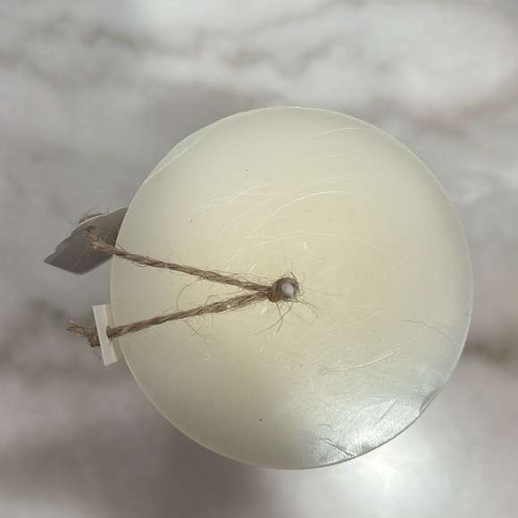 Sunlight Blend Sunflower Soy Wax 6in Candle - Picture 3 of 4